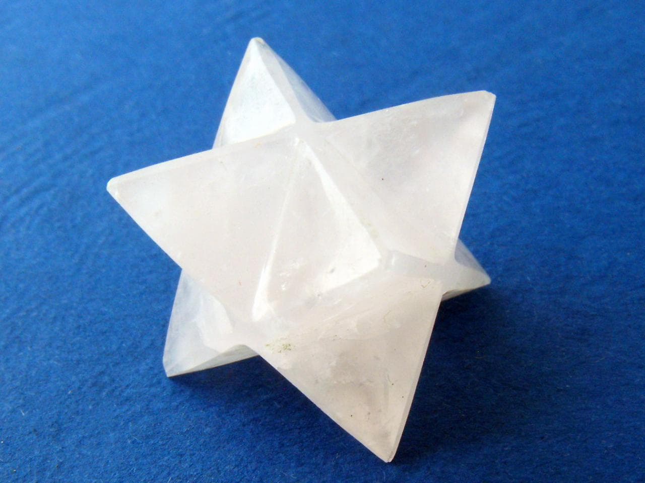 Rózsakvarc Merkaba csillag